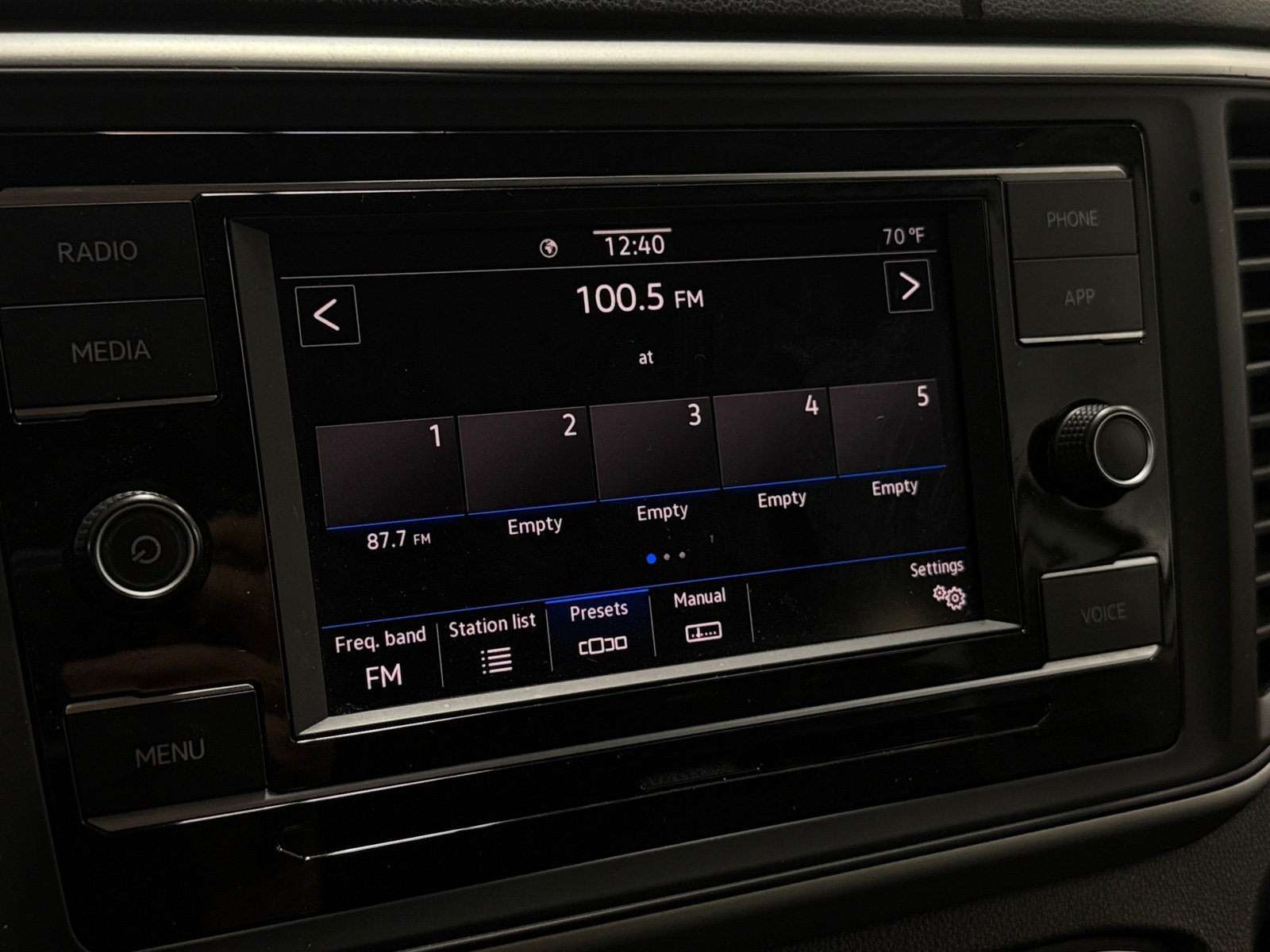 Thumbnail: 2021 Volkswagen Atlas - 4