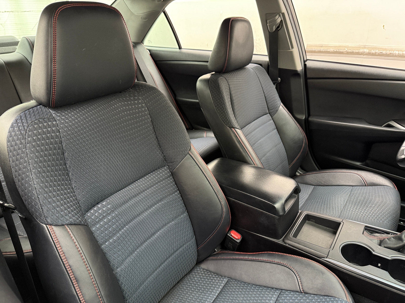 Thumbnail: 2015 Toyota Camry - 2