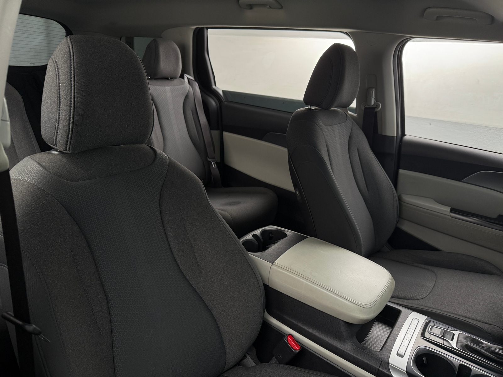 Thumbnail: 2022 Kia Carnival - 2