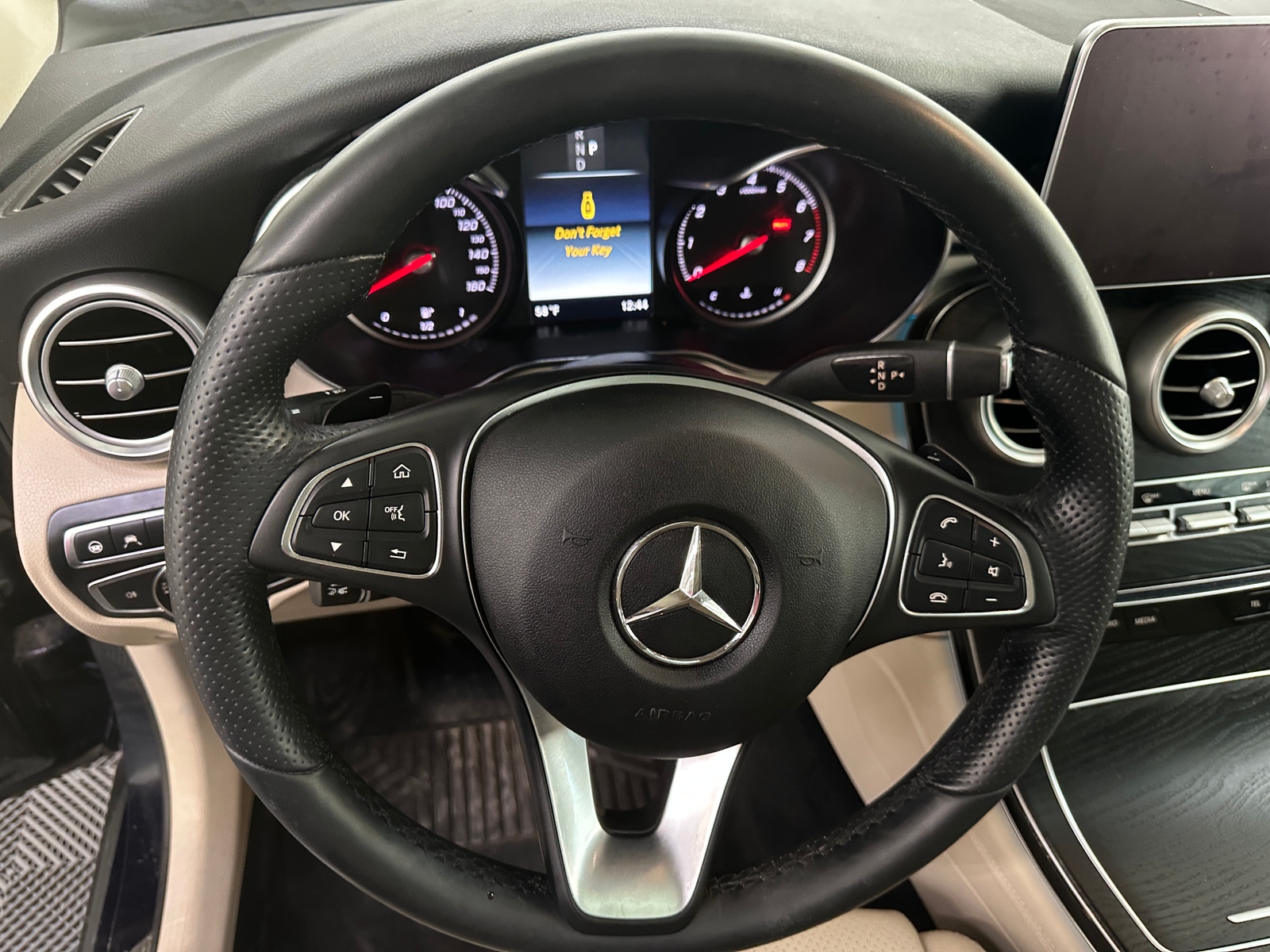 Thumbnail: 2018 Mercedes-Benz GLC - 4