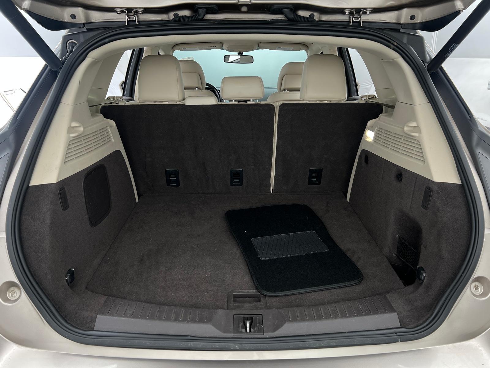 Thumbnail: 2019 Lincoln MKC - 6