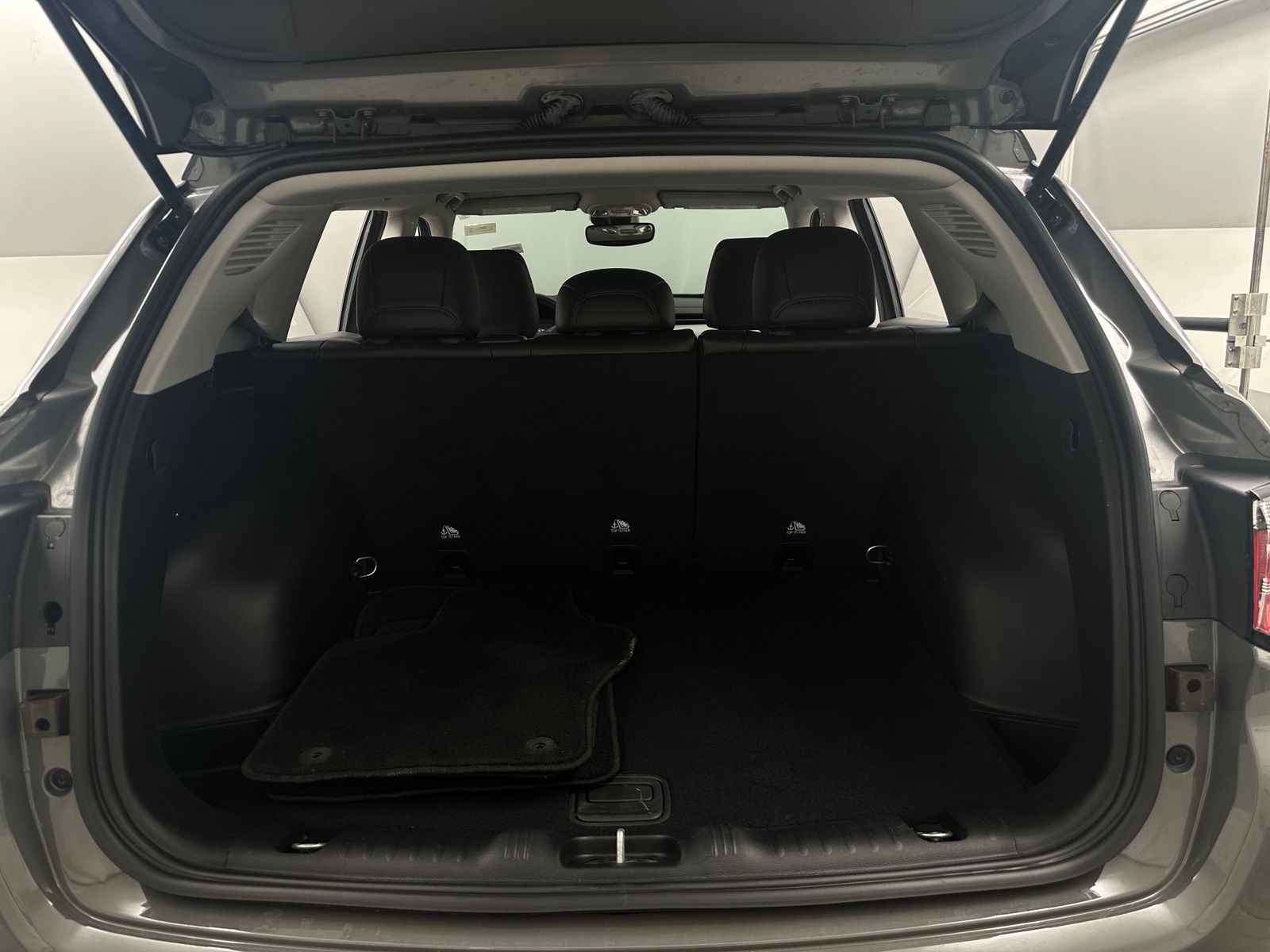 Thumbnail: 2022 Jeep Compass - 6