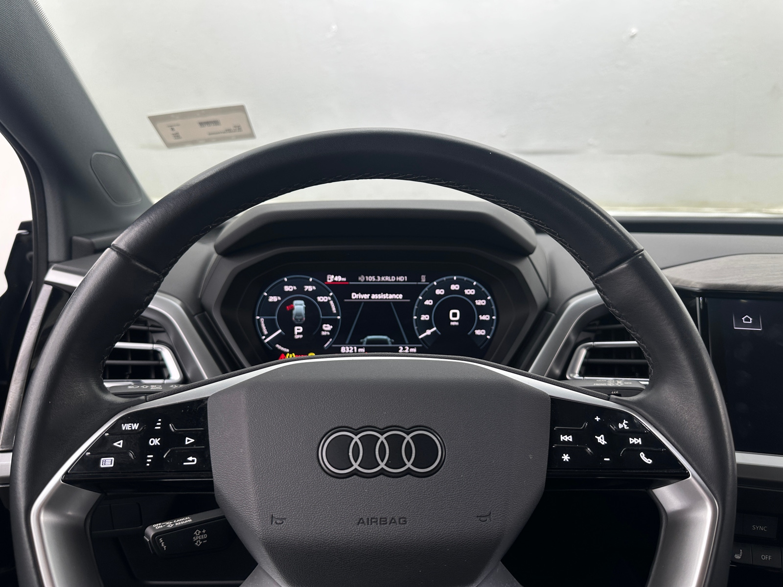 Thumbnail: 2023 Audi Q4 e-tron - 4