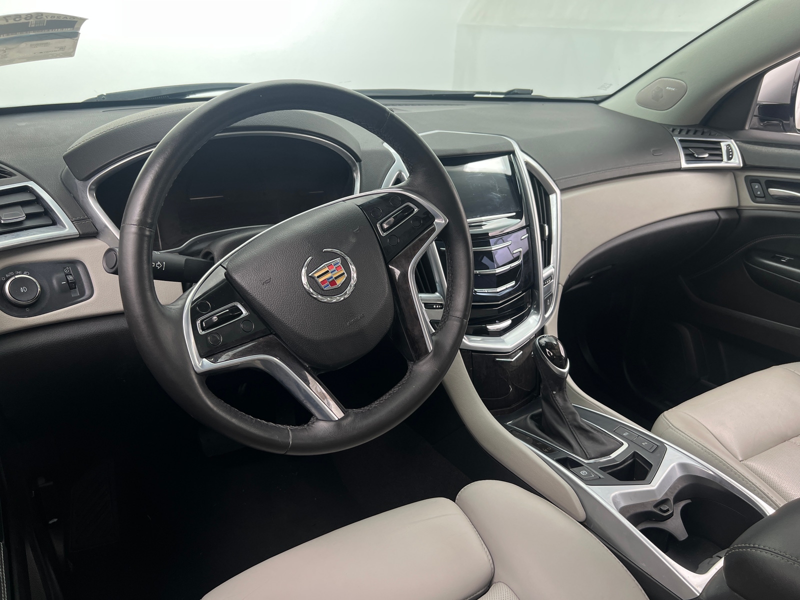 Thumbnail: 2016 Cadillac SRX - 2