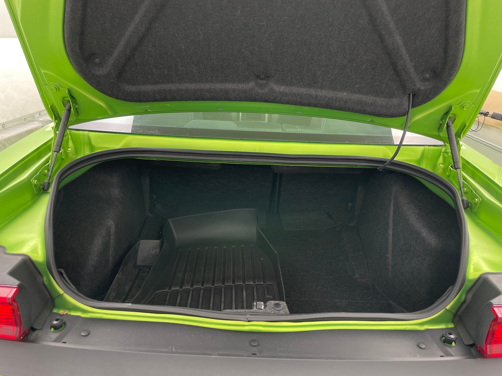 Thumbnail: 2011 Dodge Challenger - 4