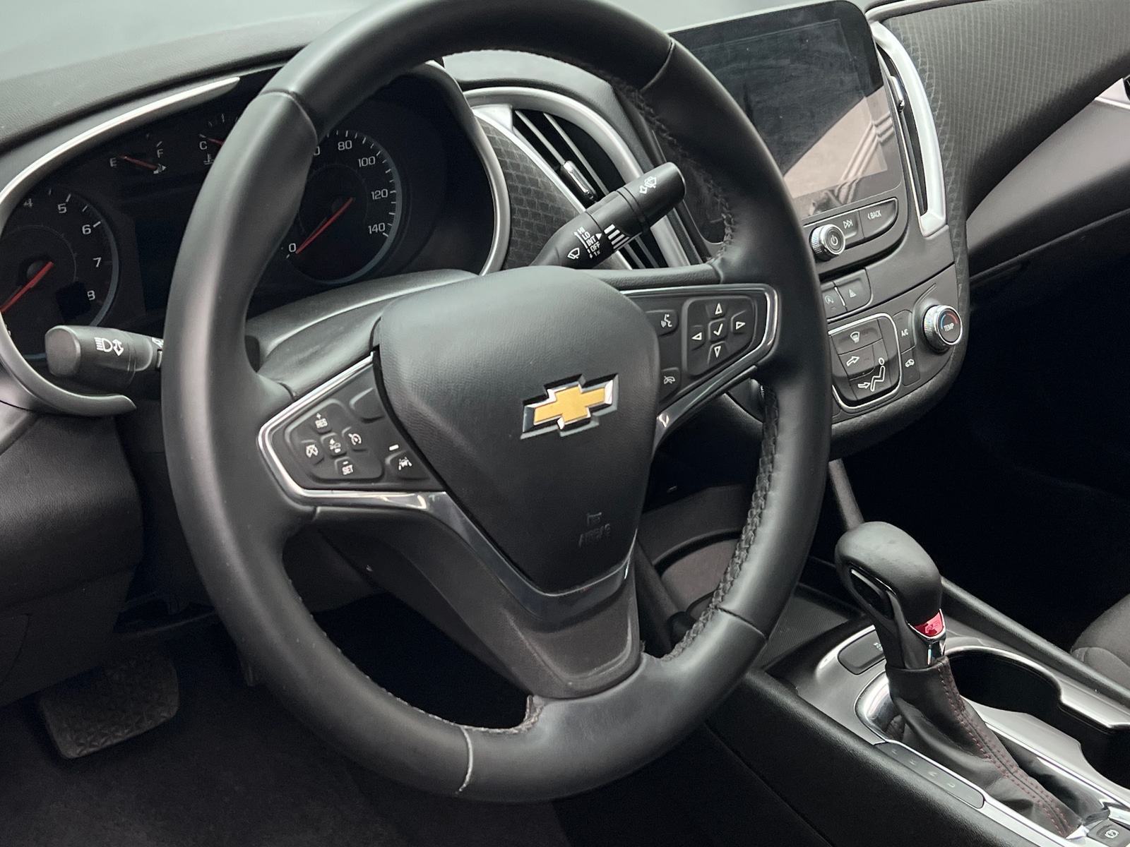 Thumbnail: 2023 Chevrolet Malibu - 5