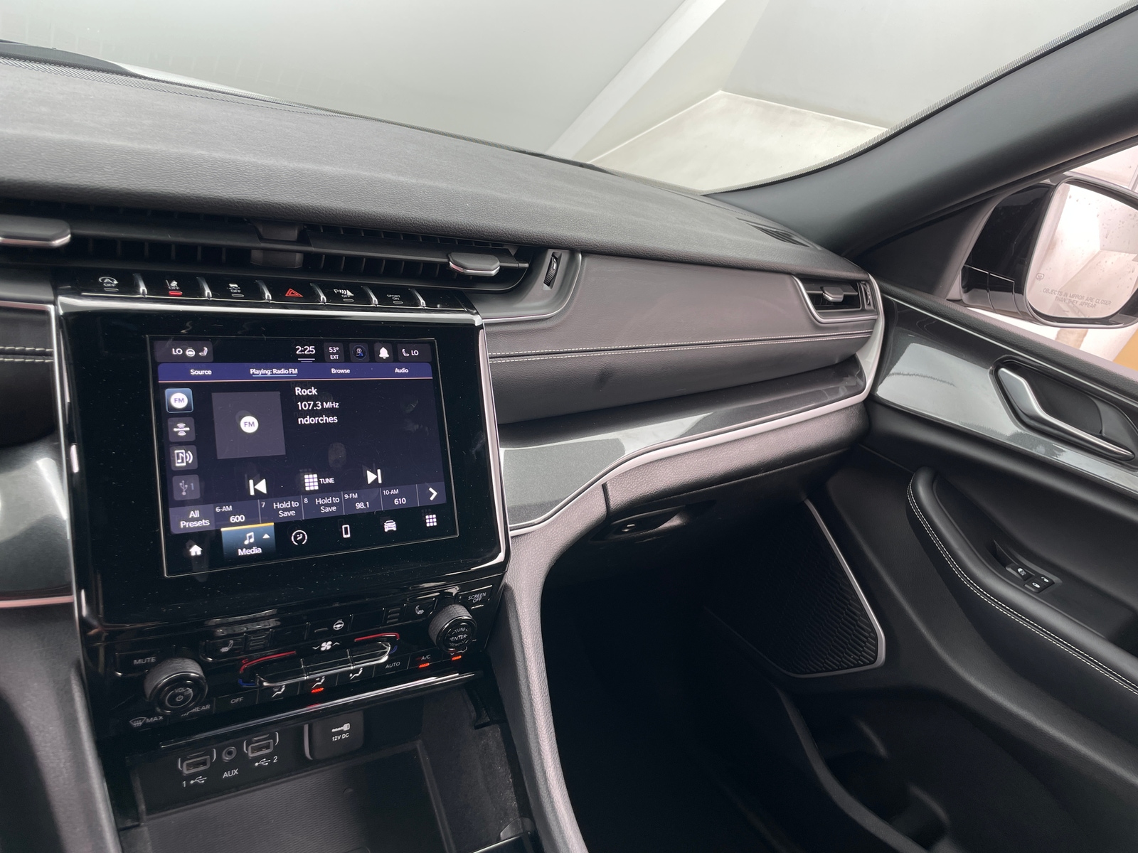 Thumbnail: 2022 Jeep Grand Cherokee L - 3