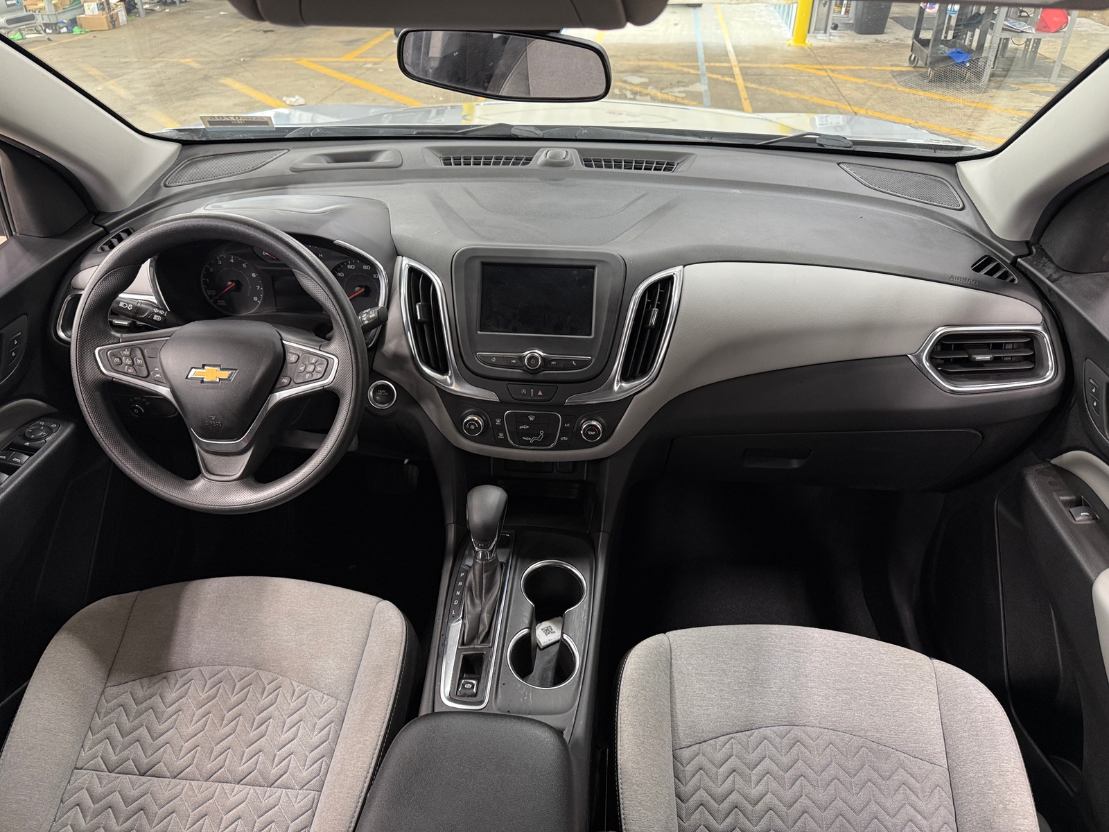 Thumbnail: 2022 Chevrolet Equinox - 3