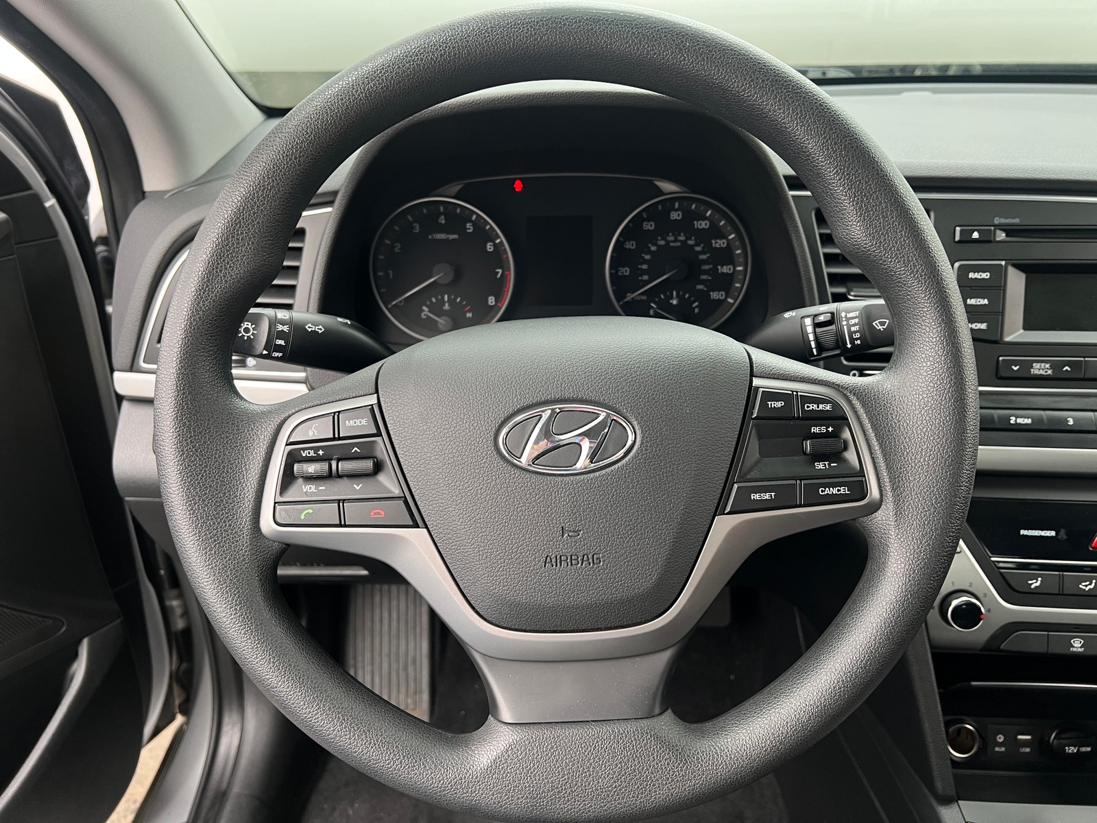 Thumbnail: 2018 Hyundai Elantra - 5