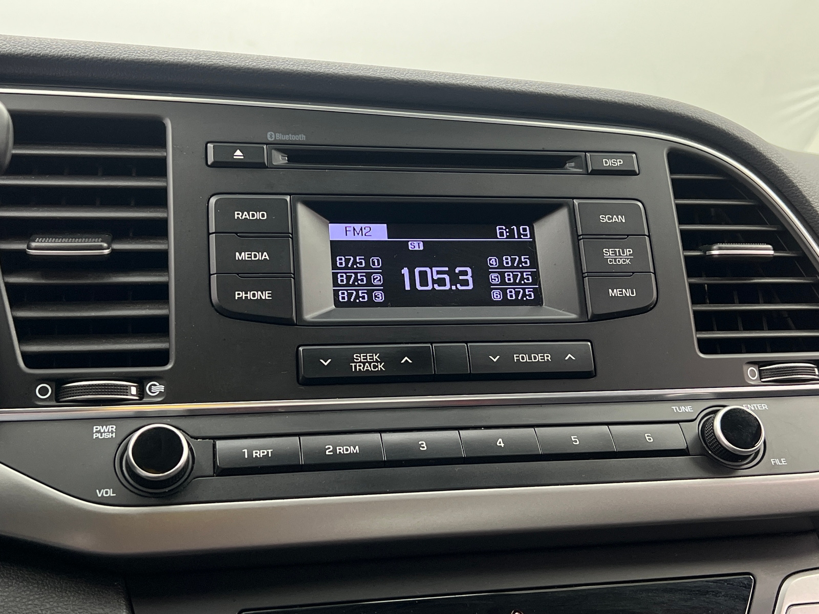 Thumbnail: 2018 Hyundai Elantra - 4