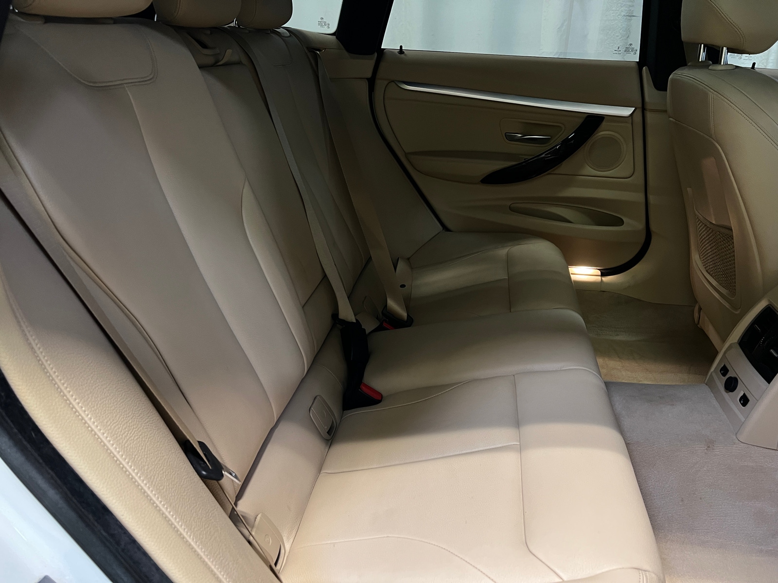 Thumbnail: 2016 BMW 3 Series - 5