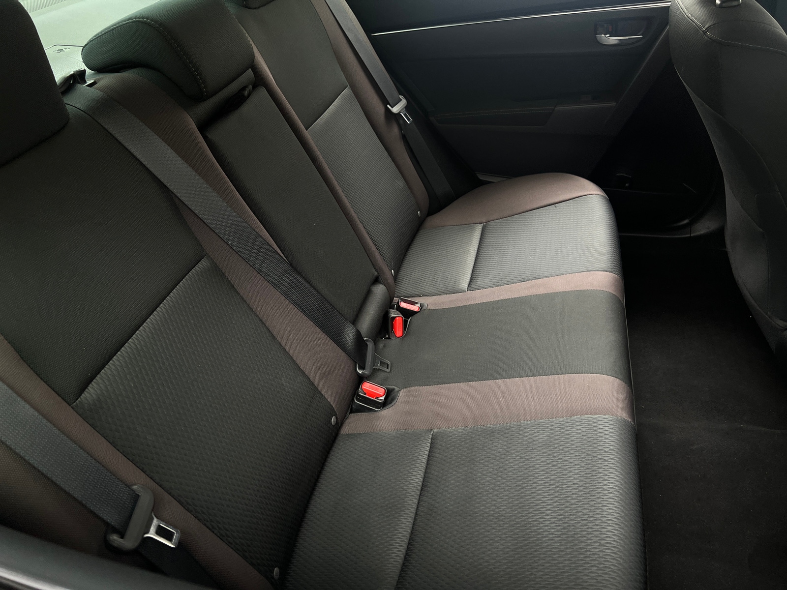 Thumbnail: 2017 Toyota Corolla - 6