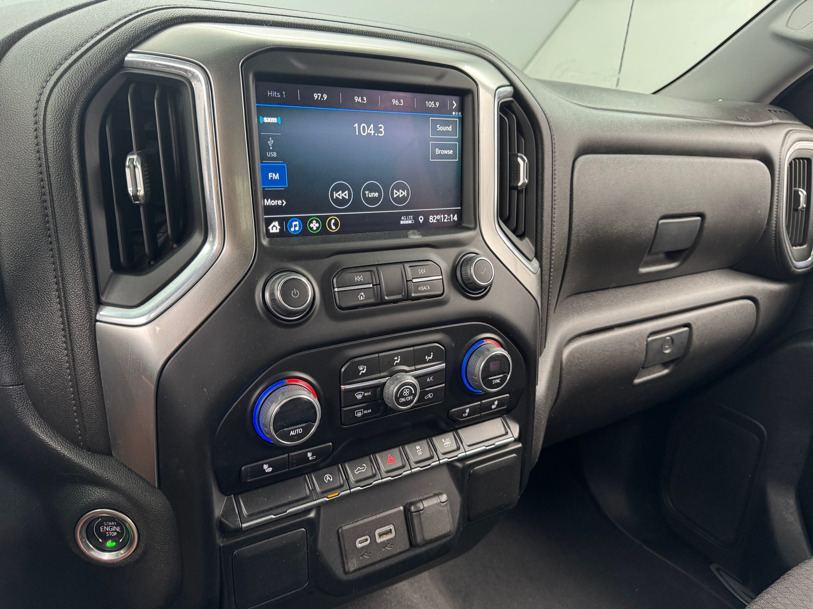 Thumbnail: 2022 Chevrolet Silverado 1500 - 4