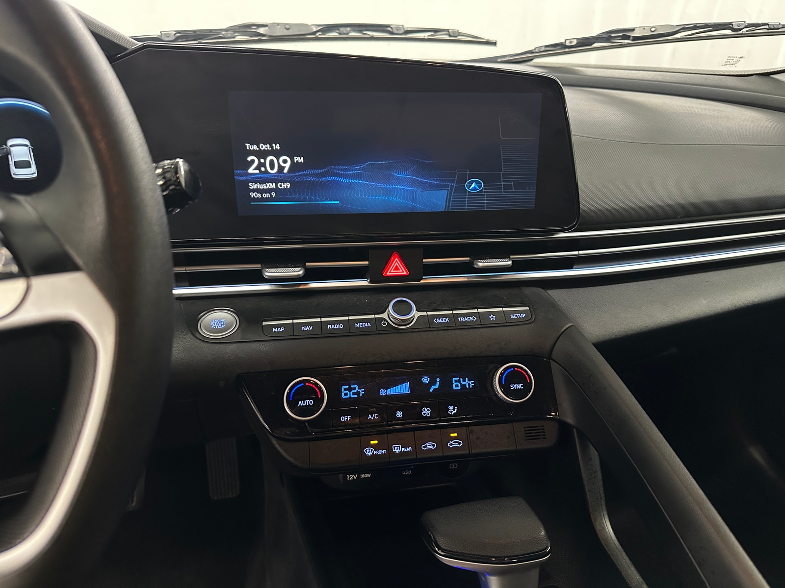 Thumbnail: 2024 Hyundai Elantra - 4