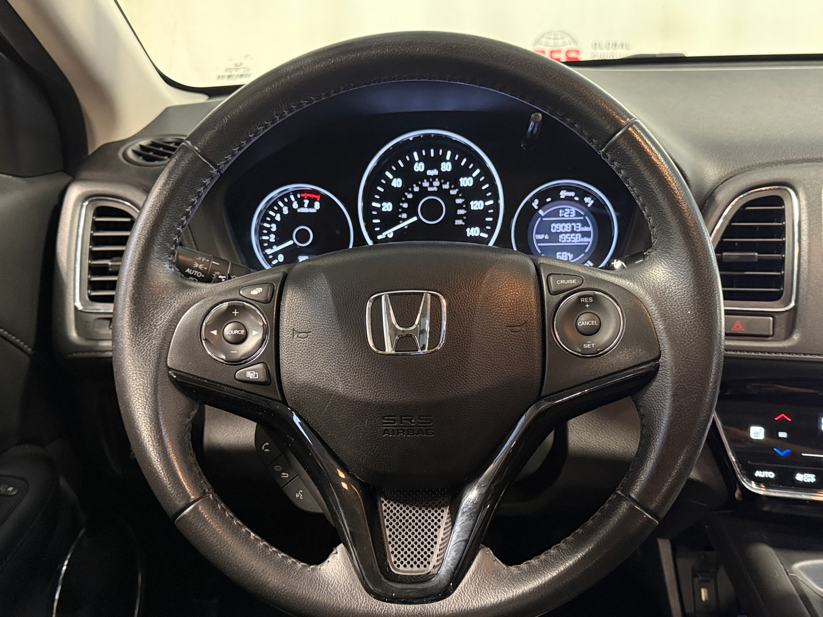 Thumbnail: 2018 Honda HR-V - 4