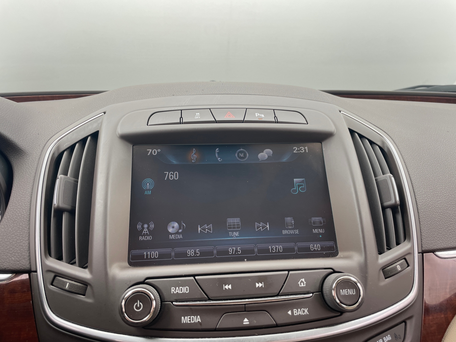 Thumbnail: 2016 Buick Regal - 3