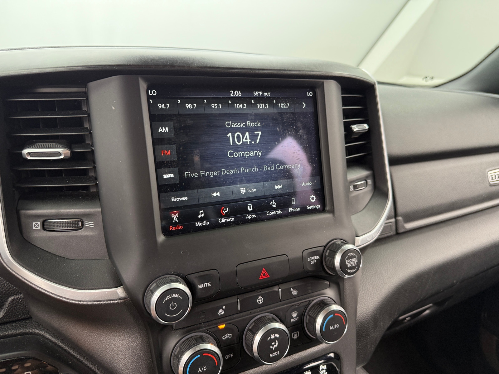 Thumbnail: 2019 RAM 1500 - 4