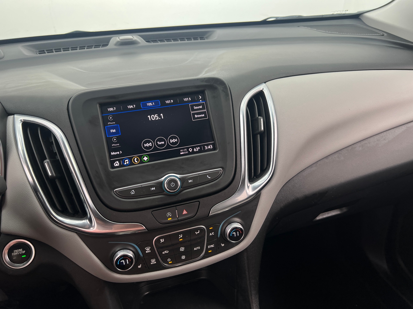 Thumbnail: 2024 Chevrolet Equinox - 4