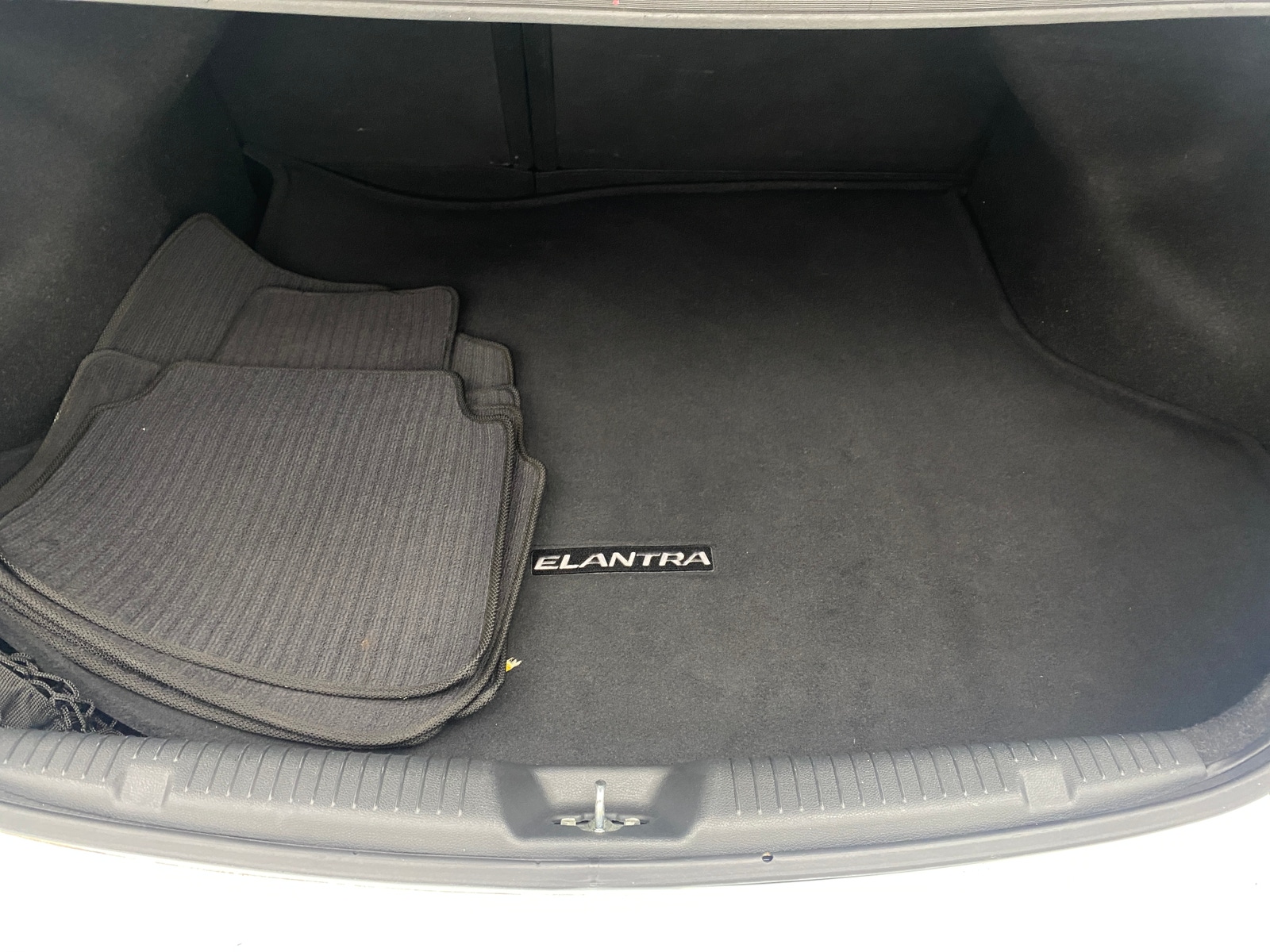 Thumbnail: 2013 Hyundai Elantra - 7