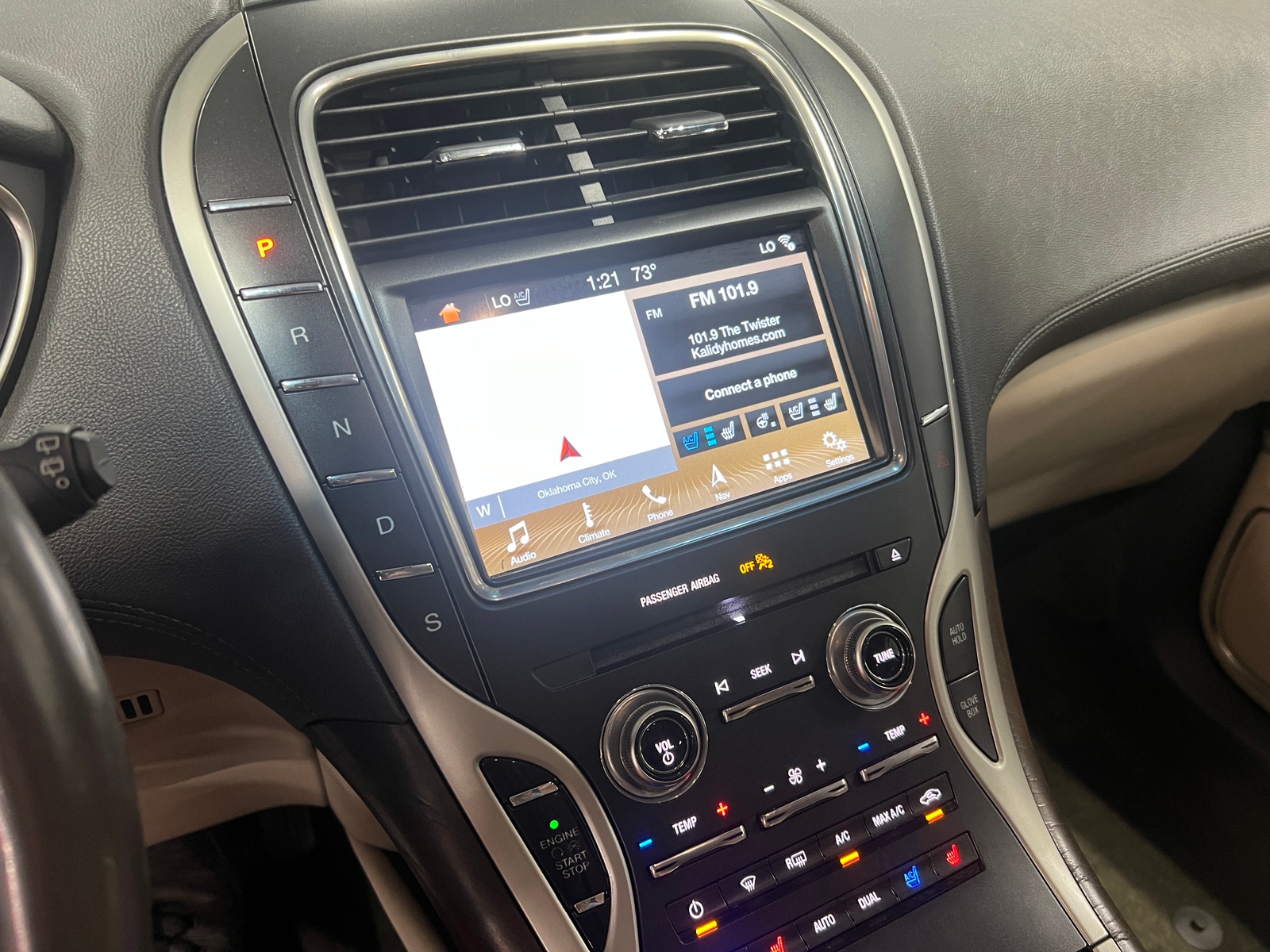 Thumbnail: 2018 Lincoln MKX - 3