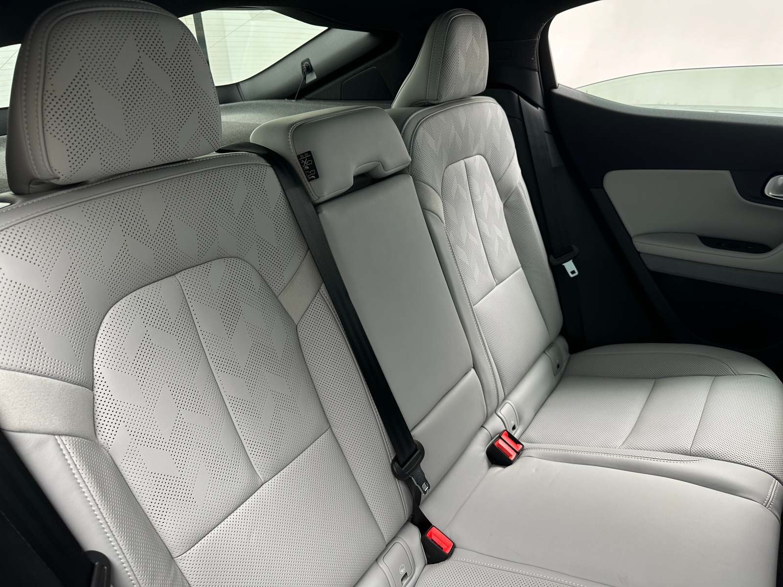 Thumbnail: 2023 Polestar 2 - 5