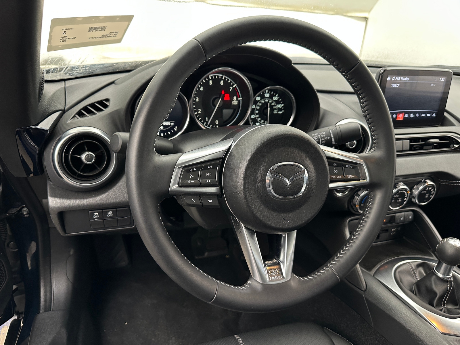 Thumbnail: 2021 Mazda MX-5 Miata - 4