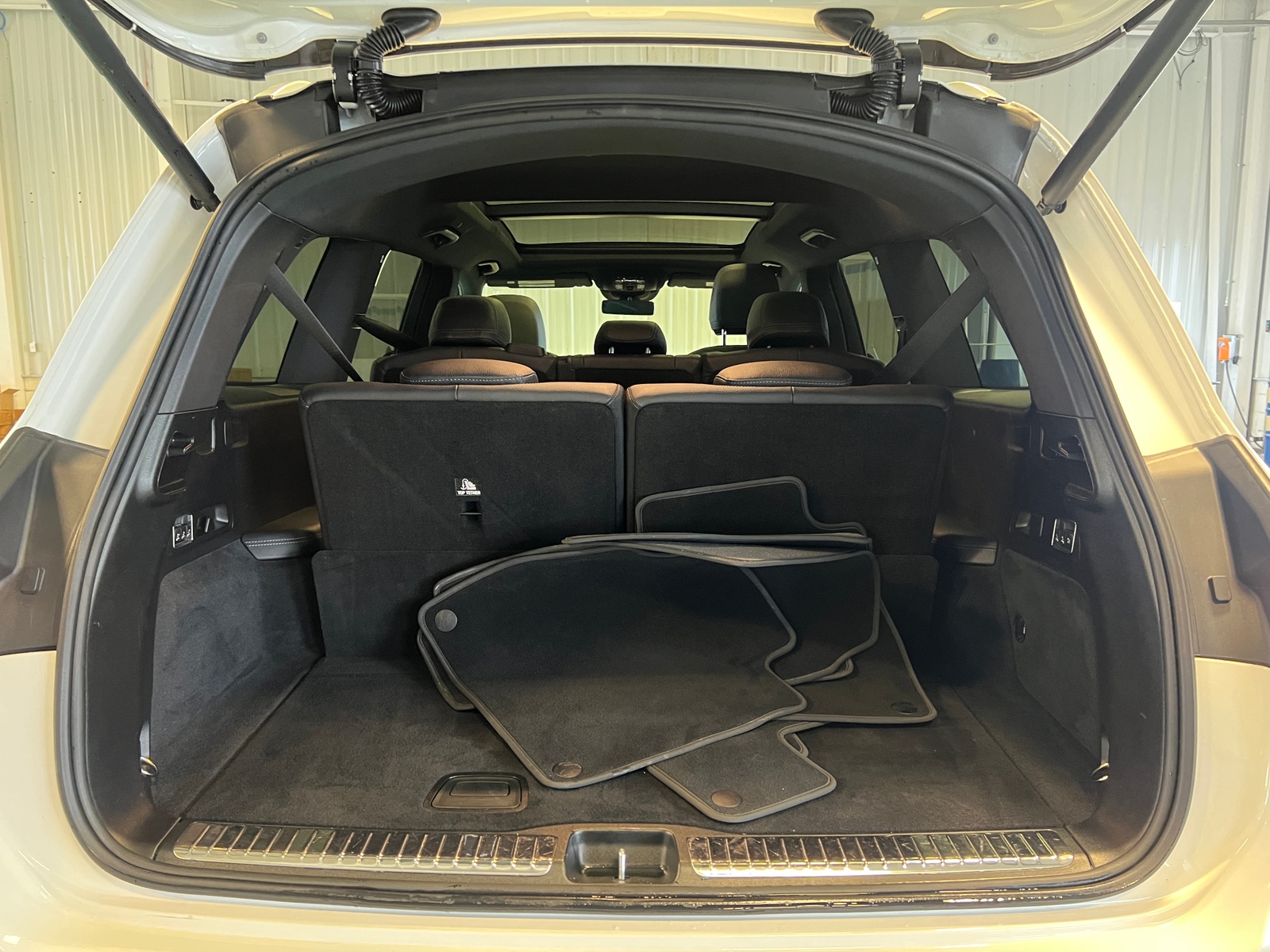 Thumbnail: 2024 Mercedes-Benz GLS - 6