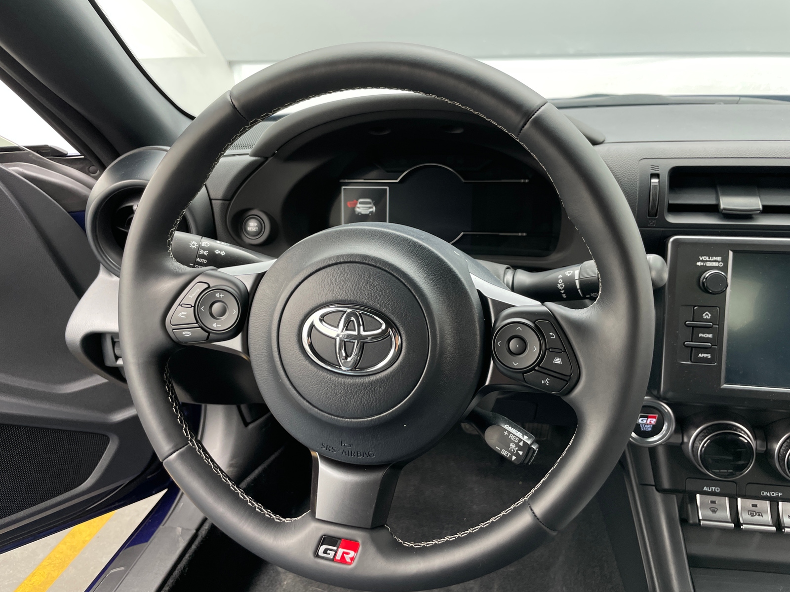 Thumbnail: 2025 Toyota GR86 - 4