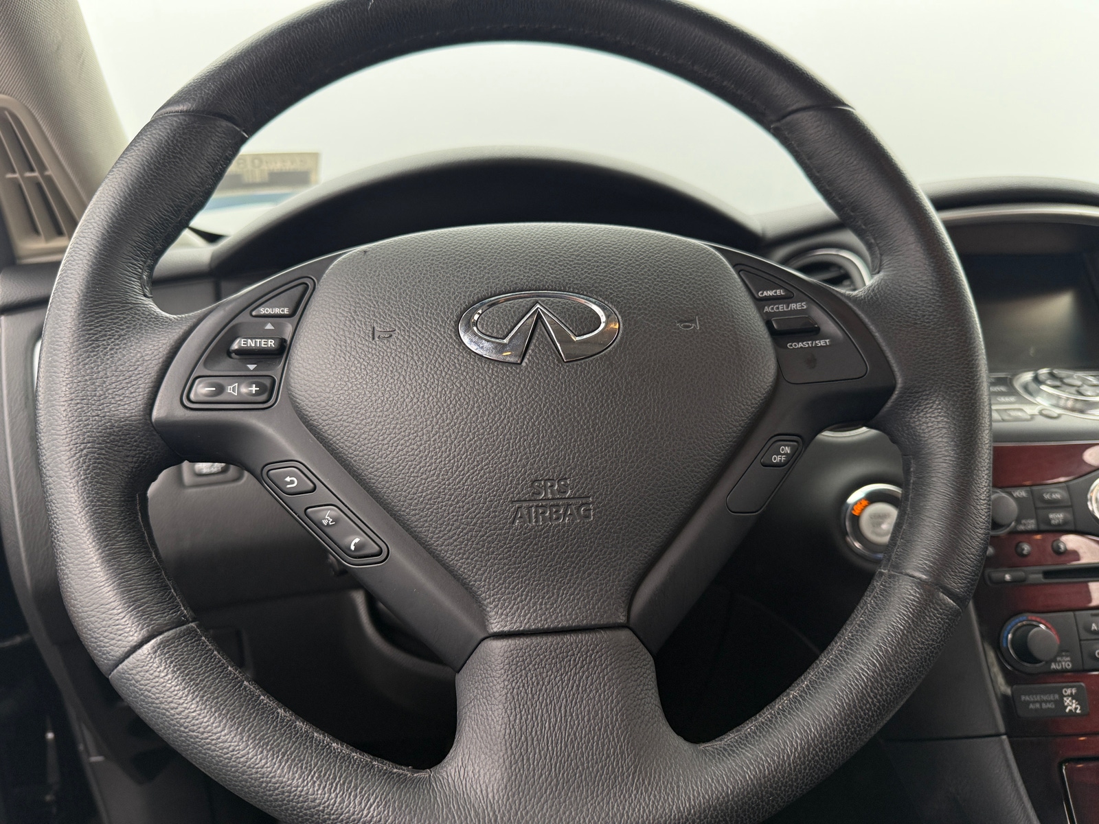 Thumbnail: 2017 INFINITI QX50 - 4
