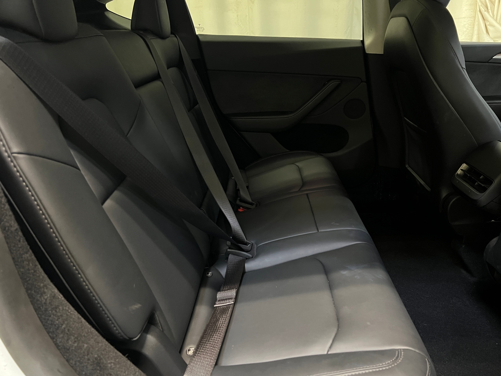 Thumbnail: 2023 Tesla Model Y - 4
