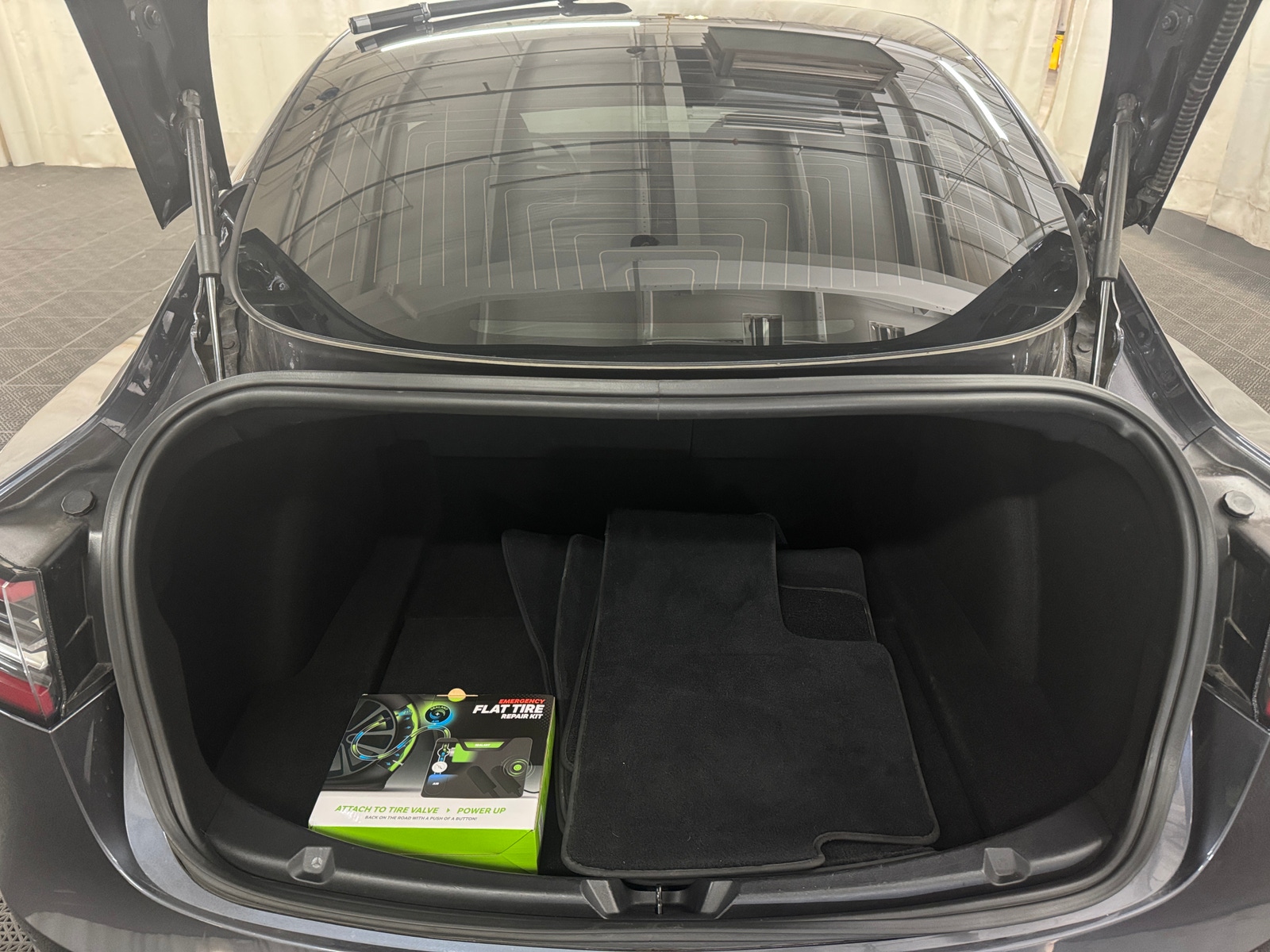 Thumbnail: 2018 Tesla Model 3 - 5