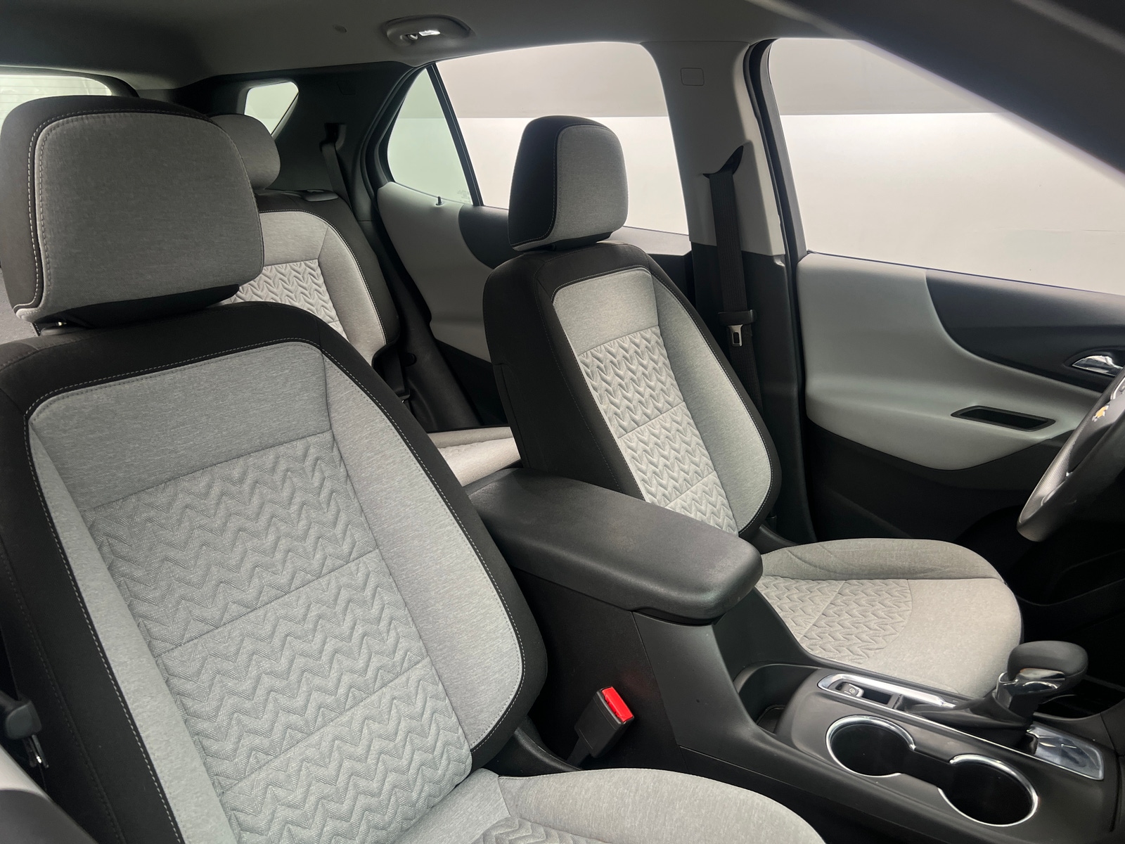 Thumbnail: 2023 Chevrolet Equinox - 2