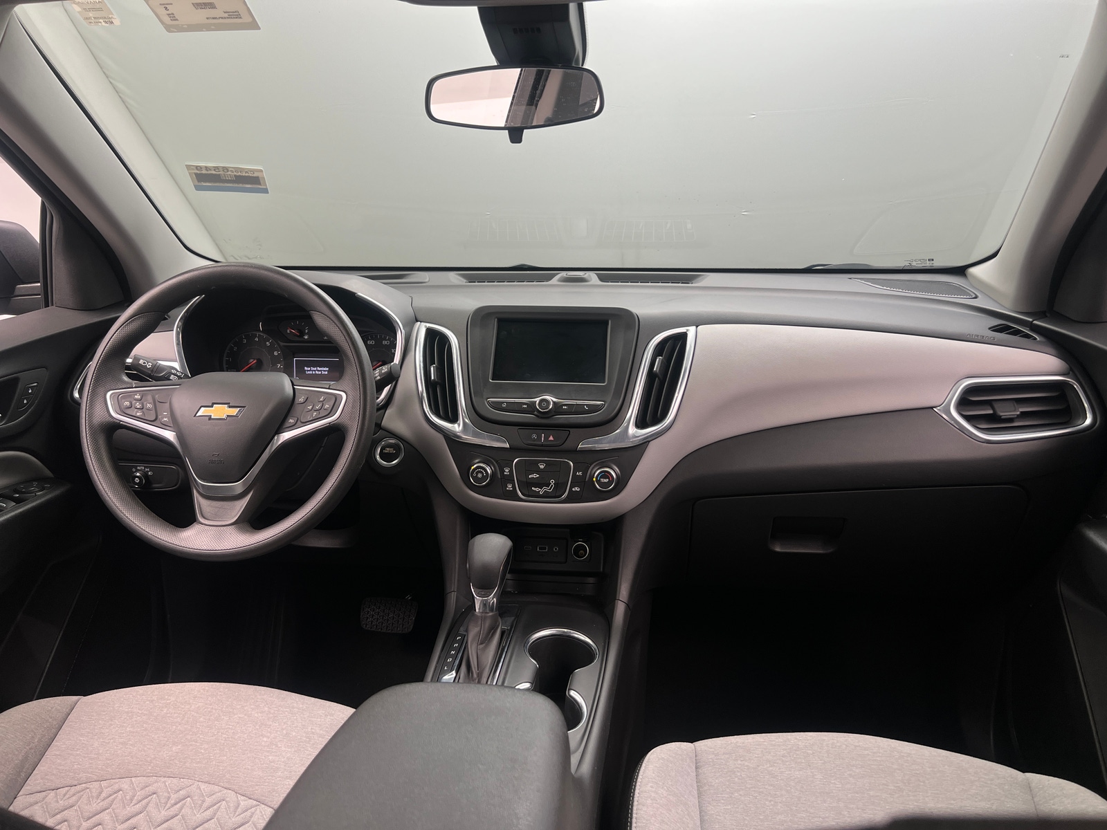 Thumbnail: 2023 Chevrolet Equinox - 3