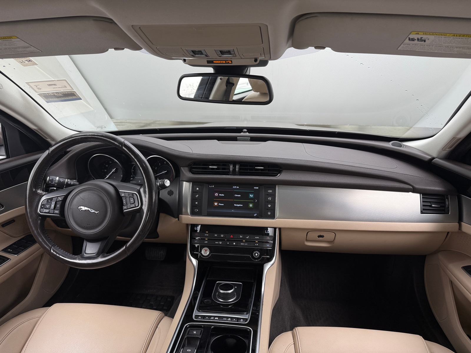 Thumbnail: 2017 Jaguar XF - 3