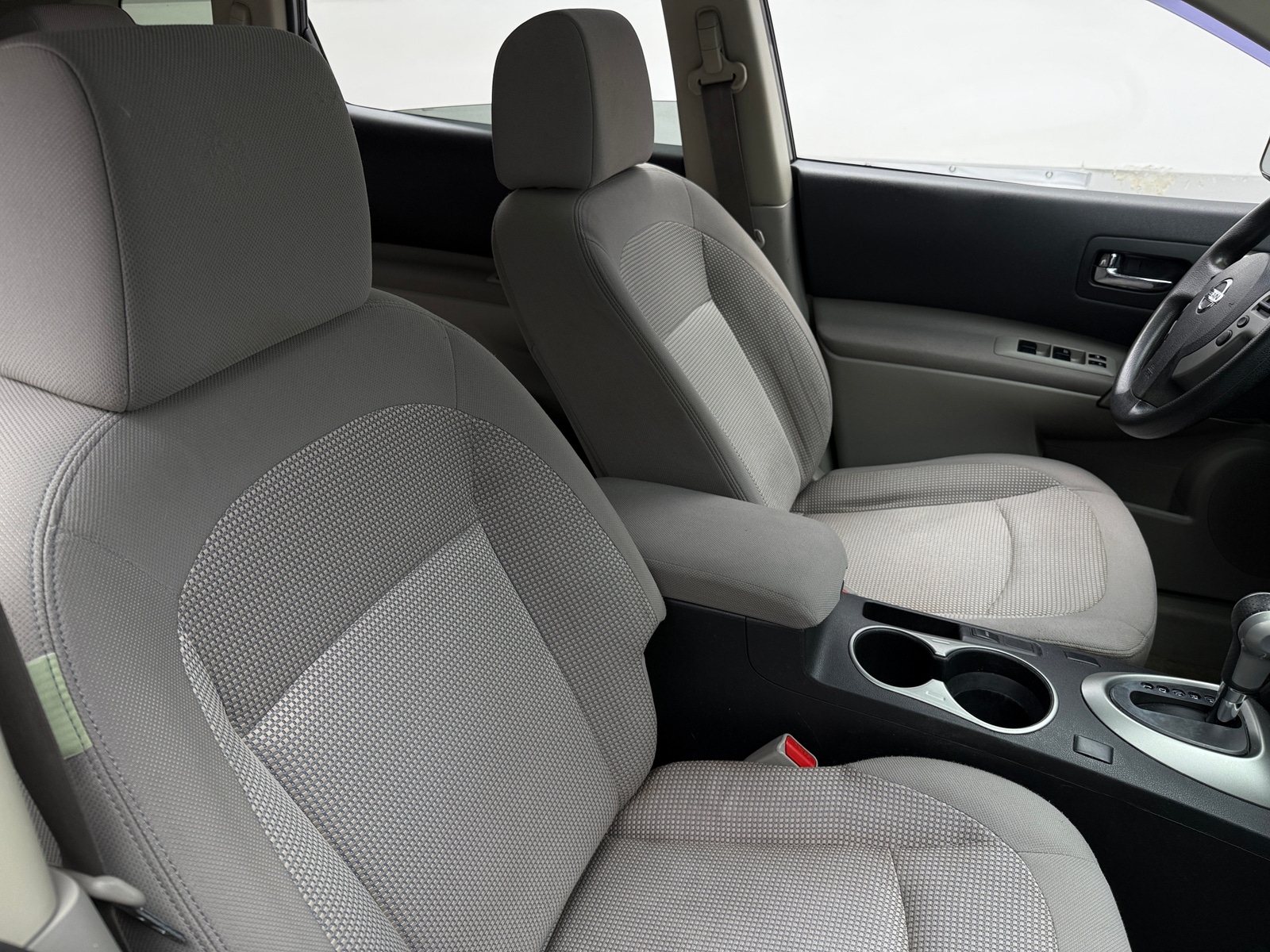 Thumbnail: 2013 Nissan Rogue - 2
