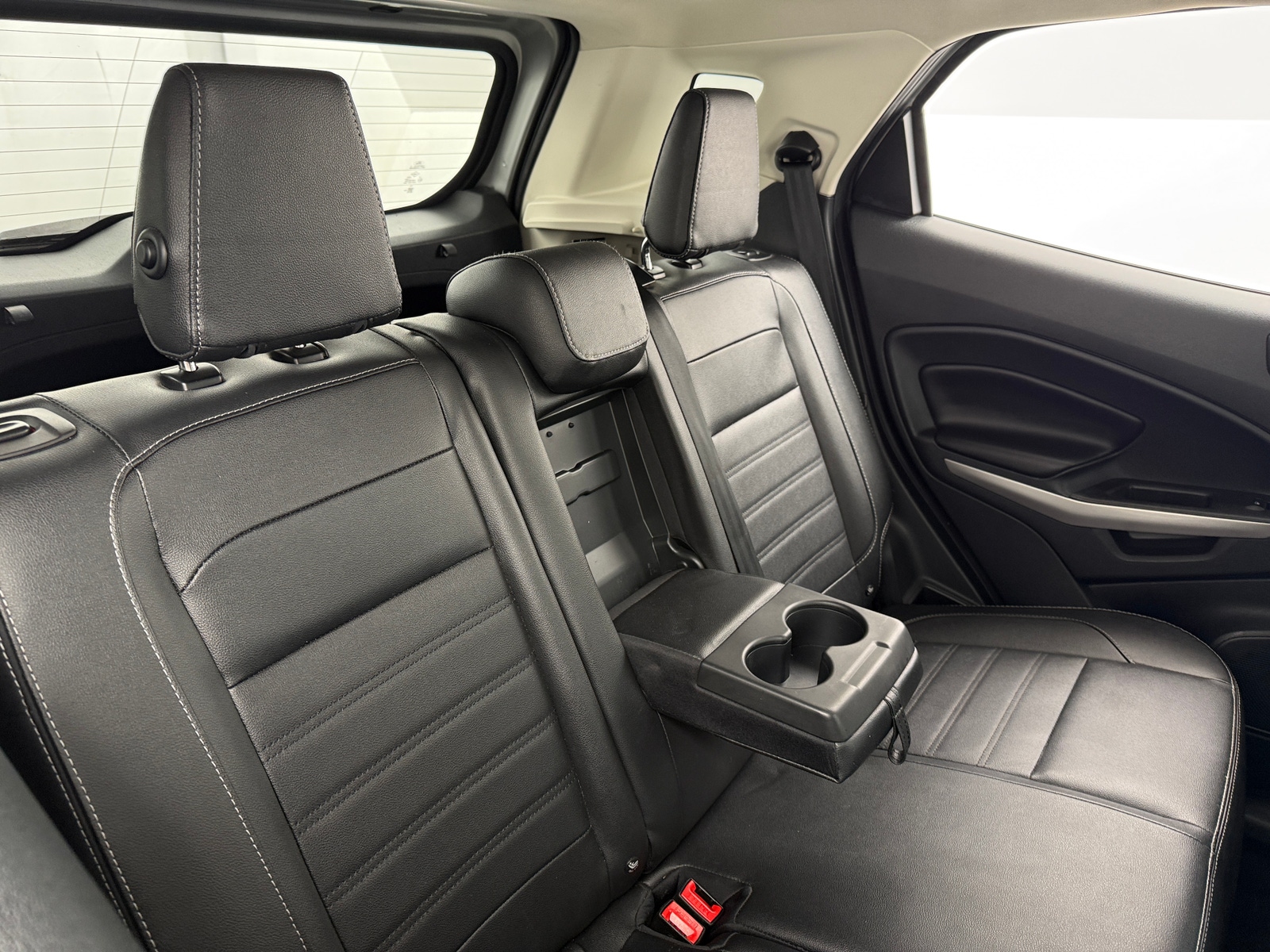 Thumbnail: 2021 Ford EcoSport - 5