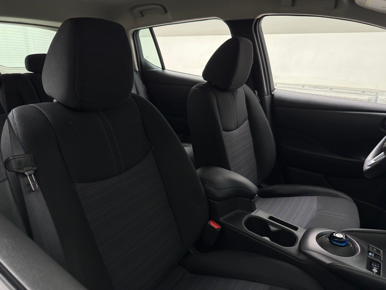 Thumbnail: 2025 Nissan Leaf - 2