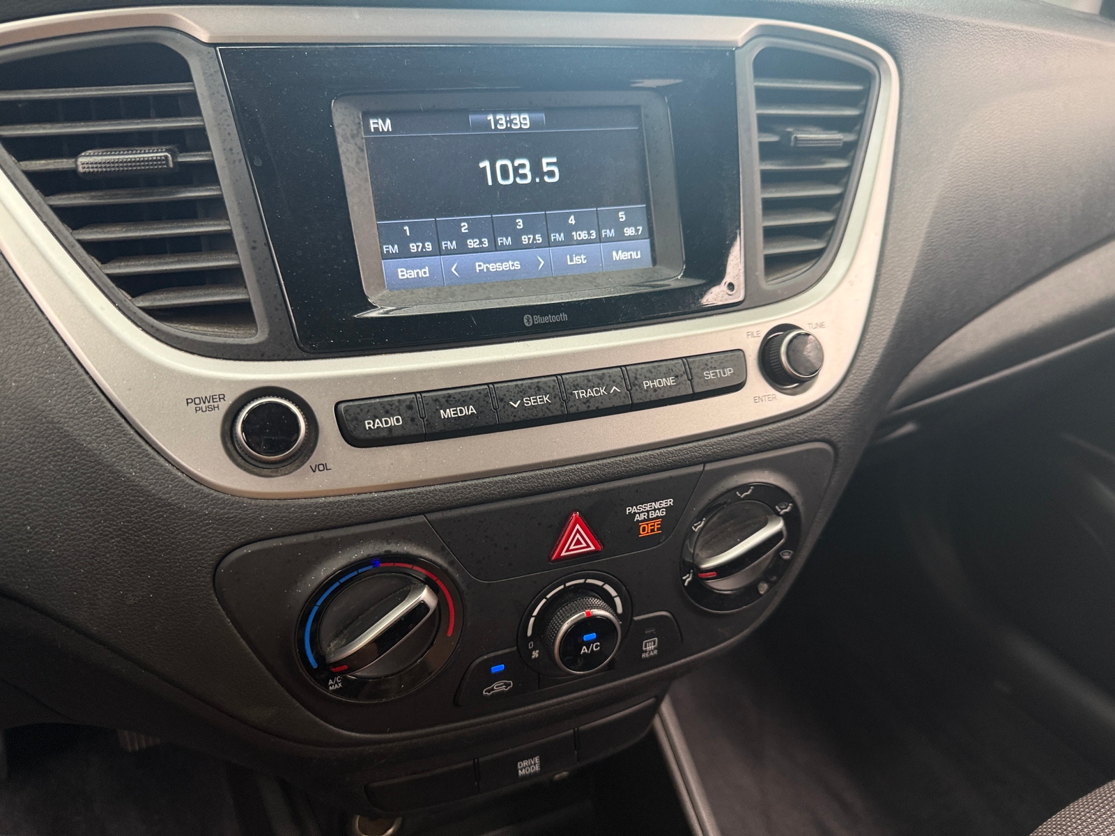 Thumbnail: 2021 Hyundai Accent - 4