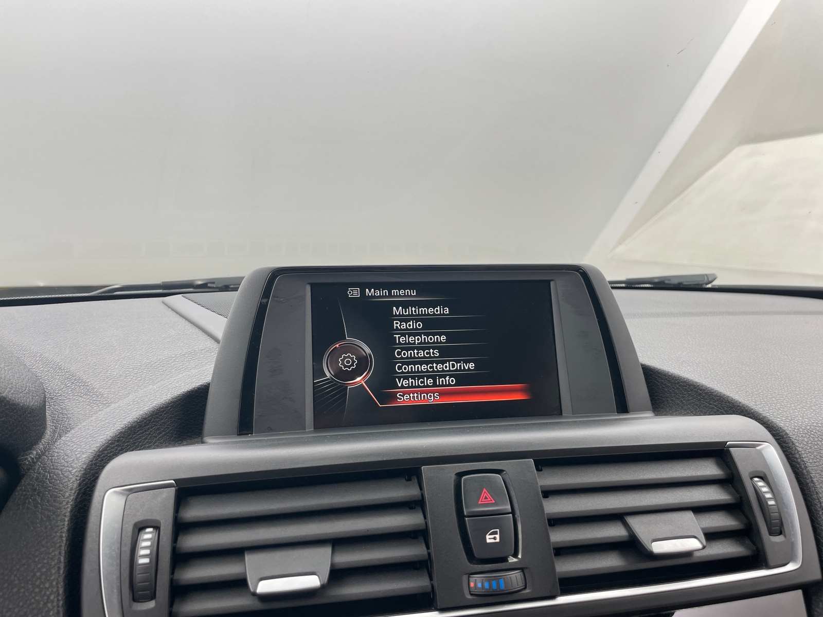 Thumbnail: 2015 BMW 2 Series - 3