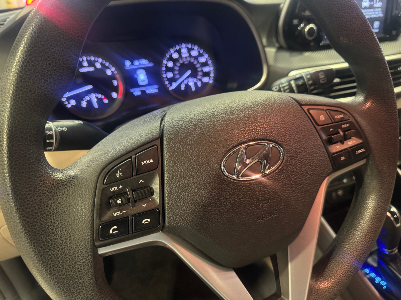 Thumbnail: 2019 Hyundai Tucson - 5