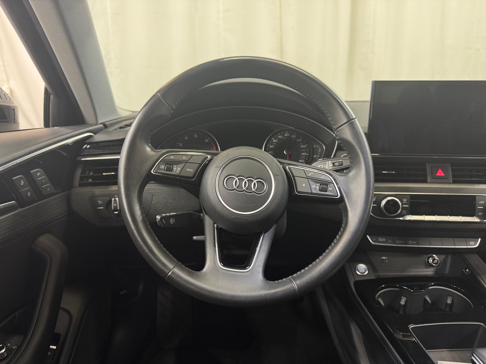 Thumbnail: 2020 Audi A4 - 4