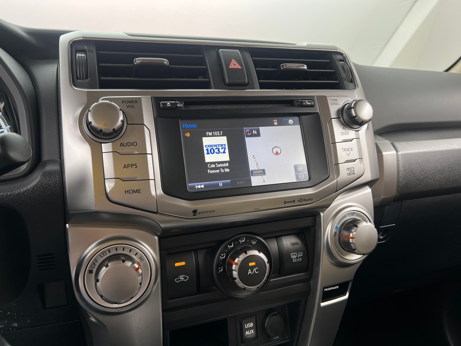 Thumbnail: 2016 Toyota 4Runner - 4