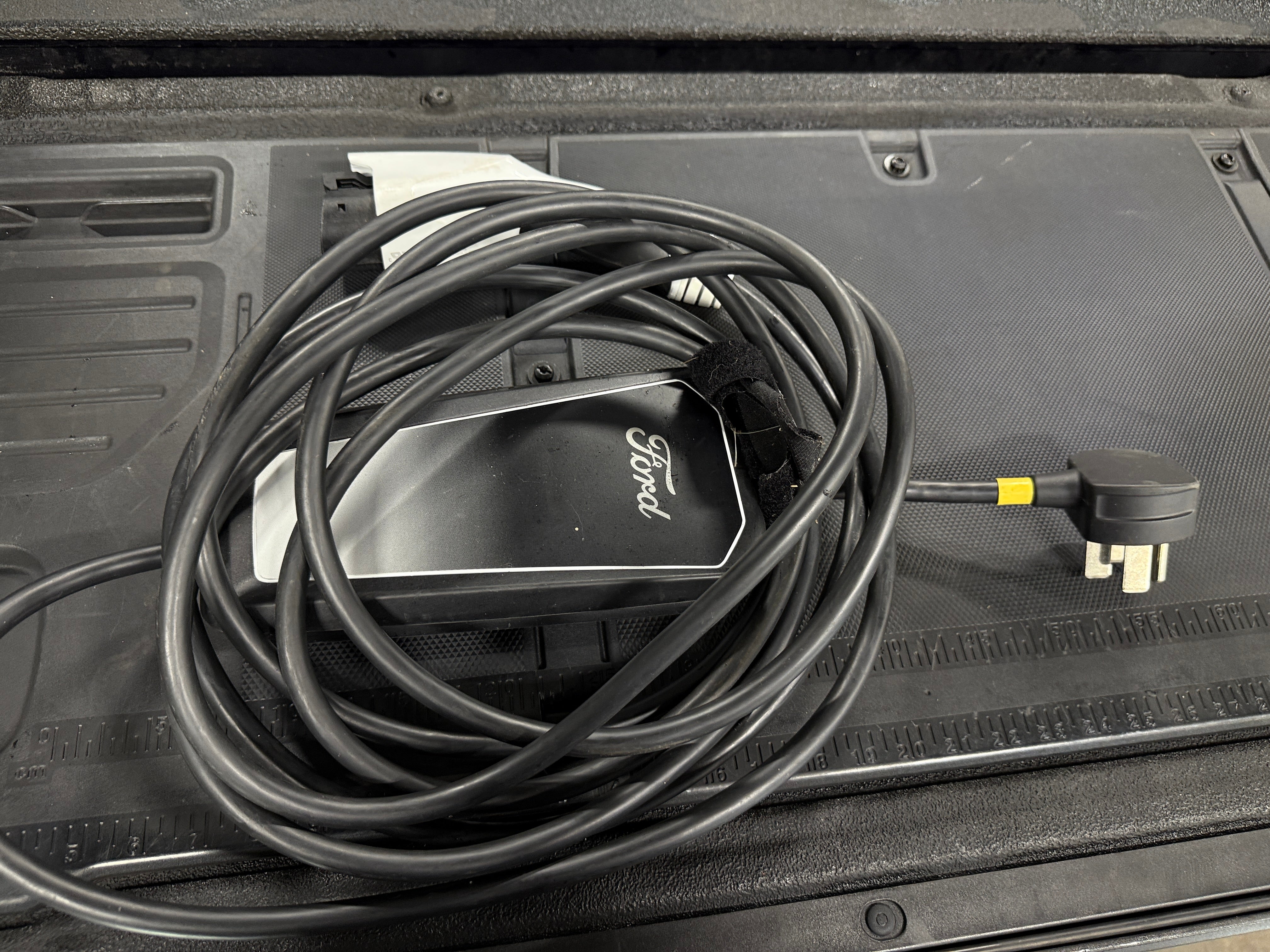 Used 2022 Ford F-150 Lightning Platinum with VIN 1FT6W1EV4NWG08465 for sale in Auburn, WA