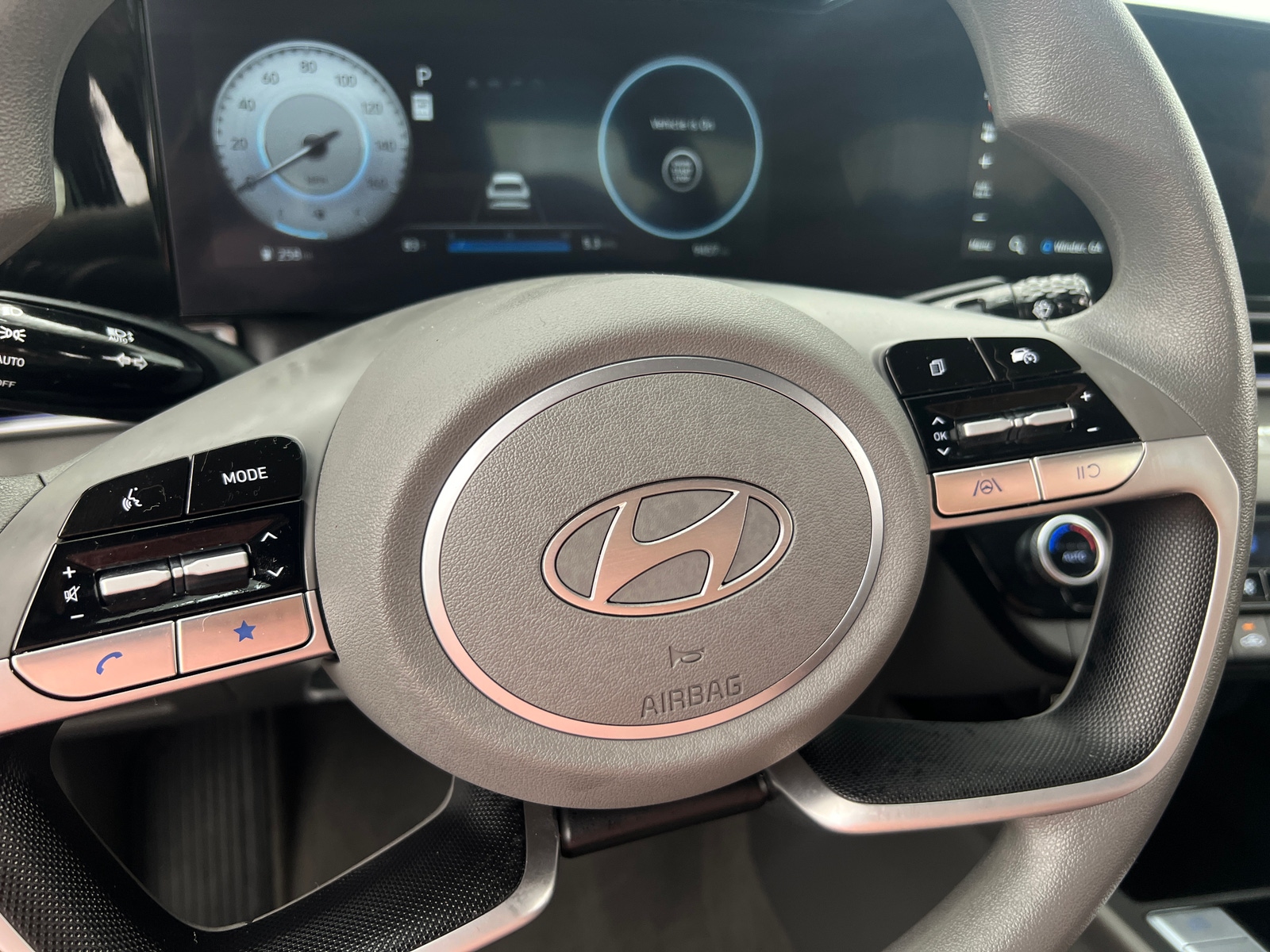 Thumbnail: 2024 Hyundai Elantra - 5