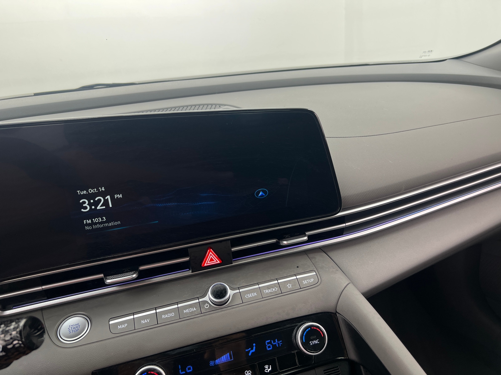Thumbnail: 2024 Hyundai Elantra - 4