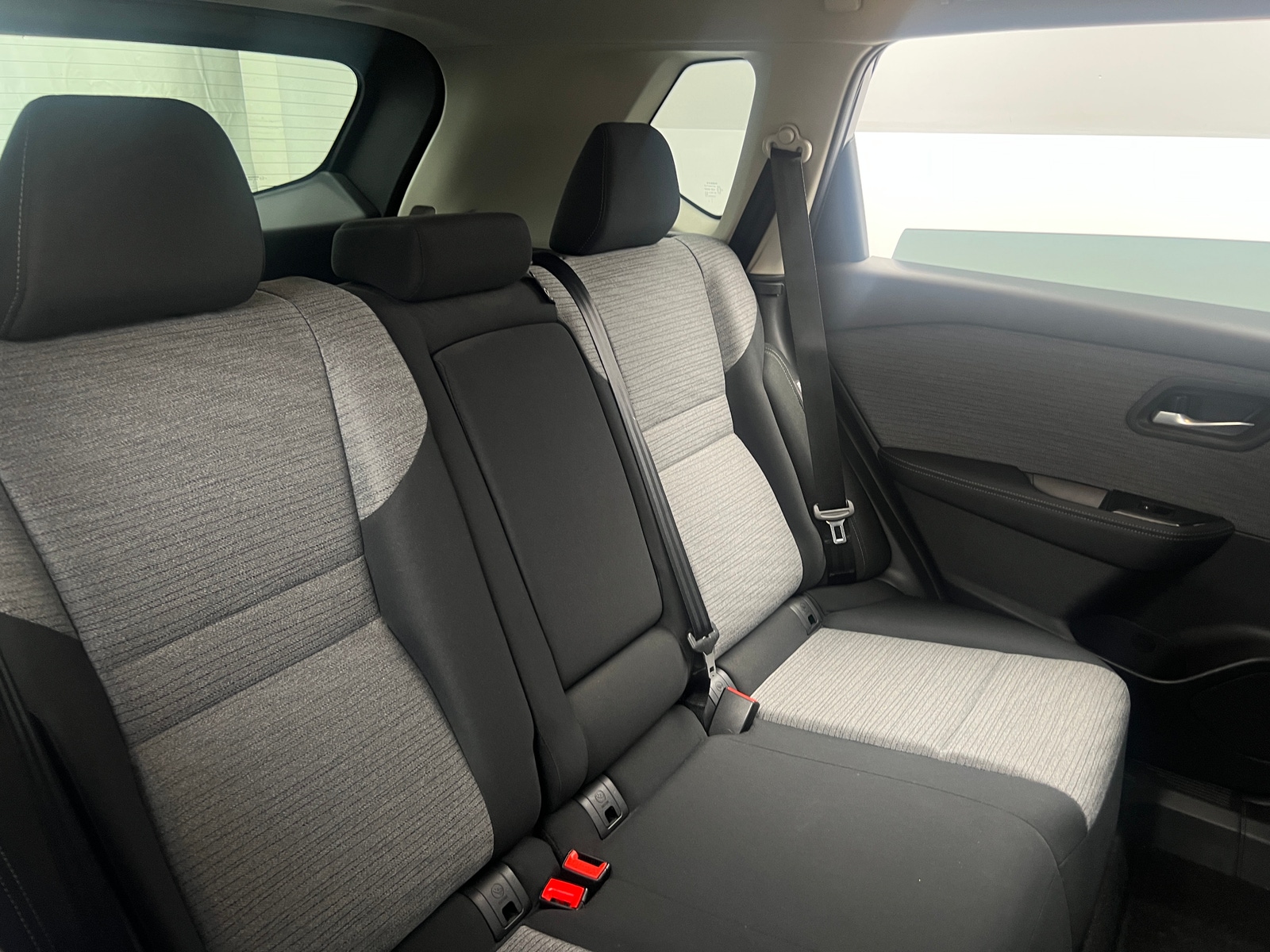 Thumbnail: 2023 Nissan Rogue - 6