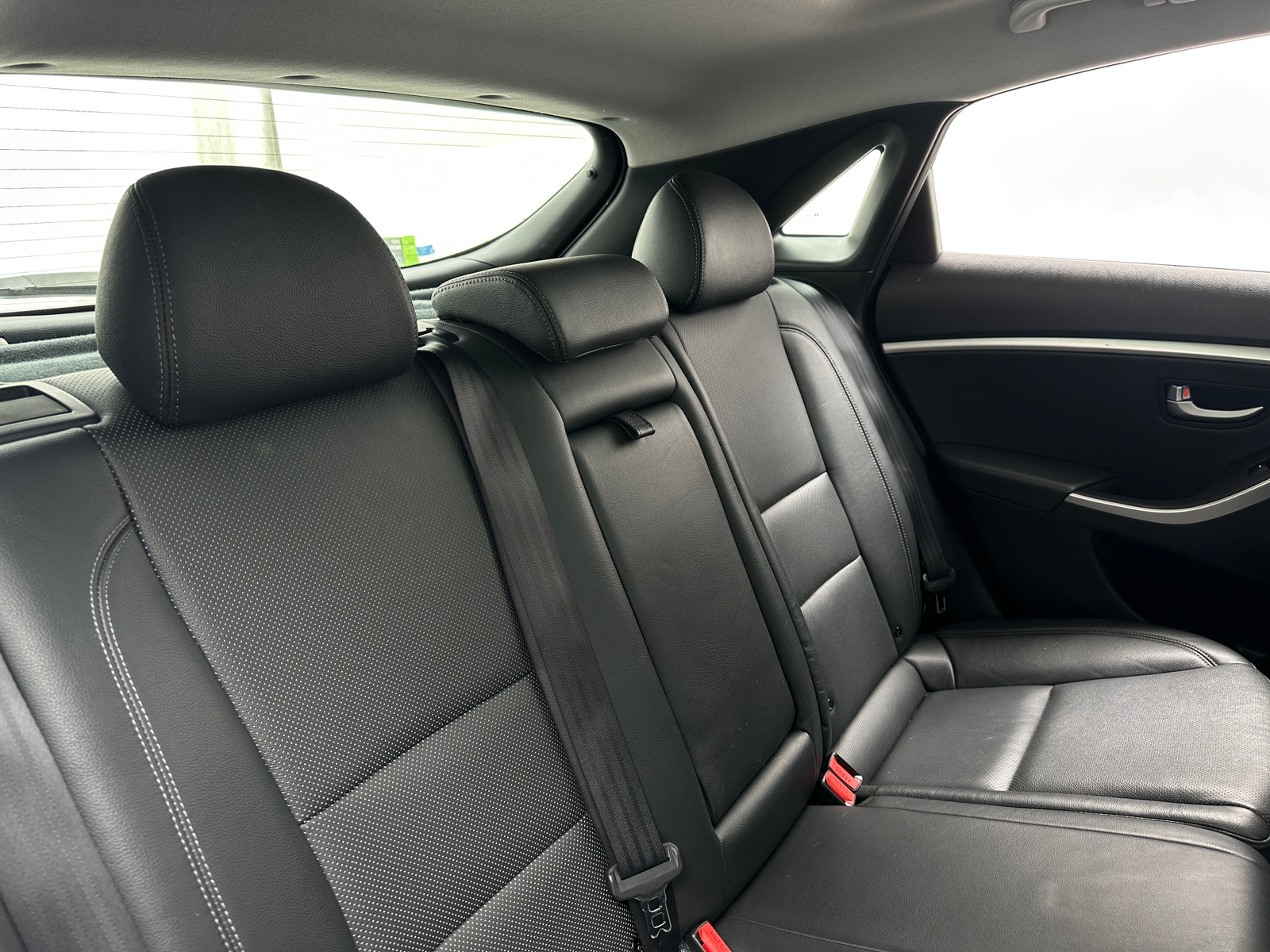 Thumbnail: 2015 Hyundai Elantra - 5