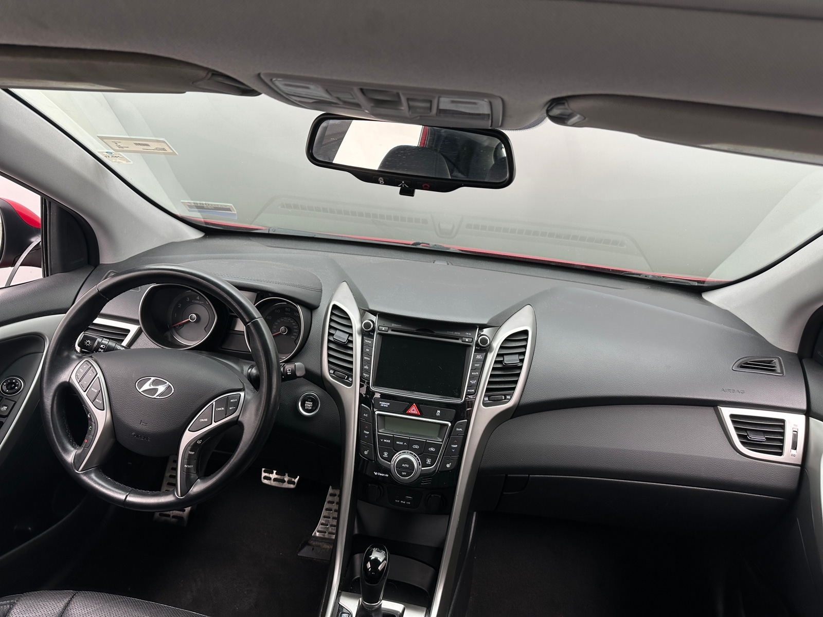 Thumbnail: 2015 Hyundai Elantra - 2