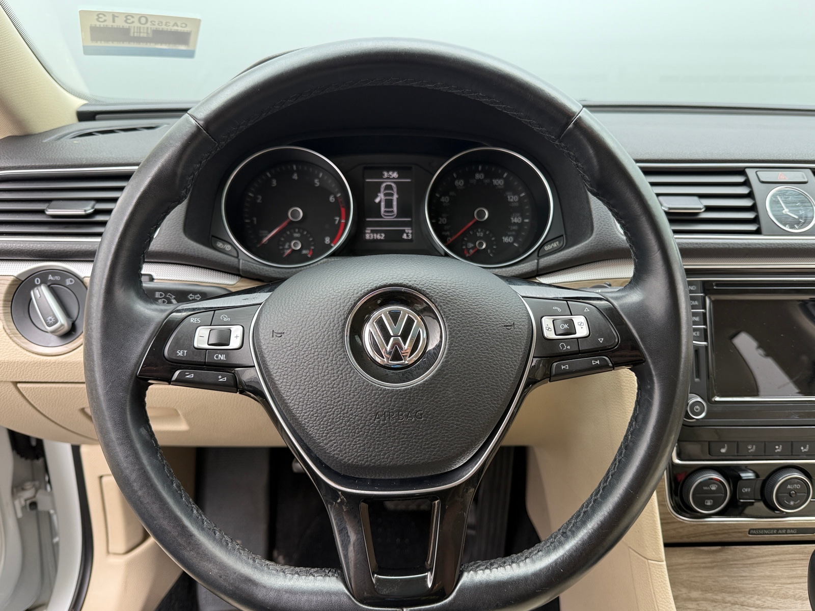 Thumbnail: 2017 Volkswagen Passat - 4