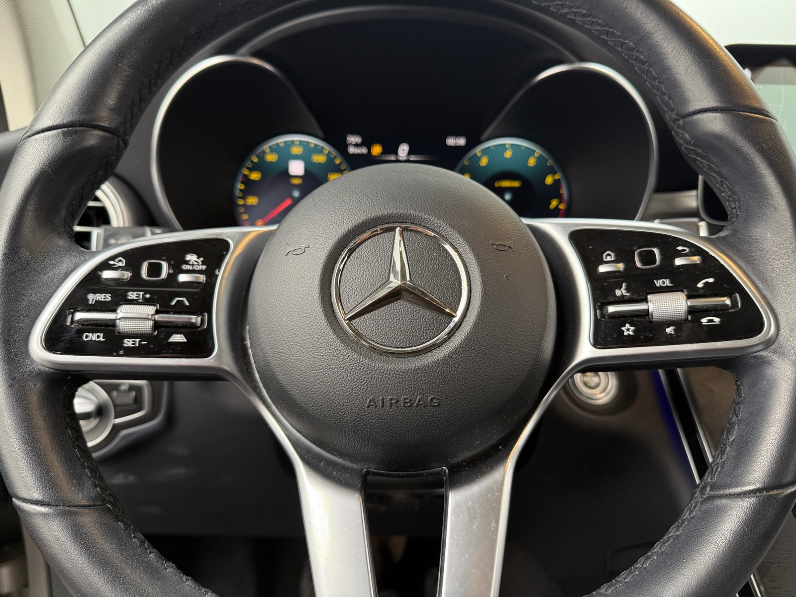 Thumbnail: 2021 Mercedes-Benz GLC - 4